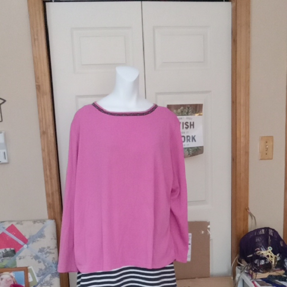 Long sleeve tee